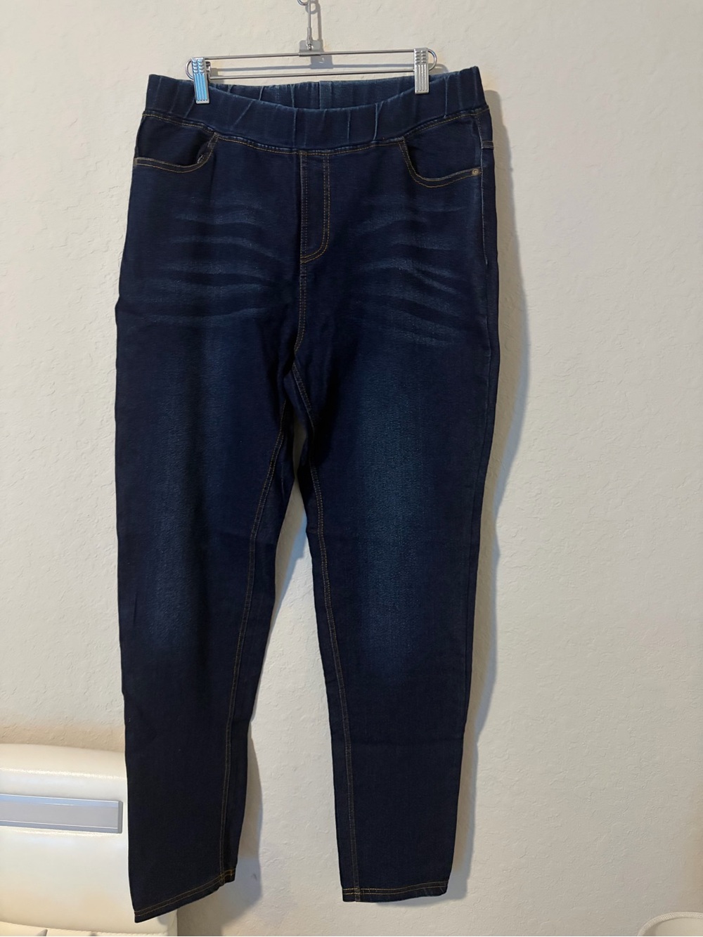 JVINI Navy Blue Stretch Jeggings with Subtle Whisker Fade
